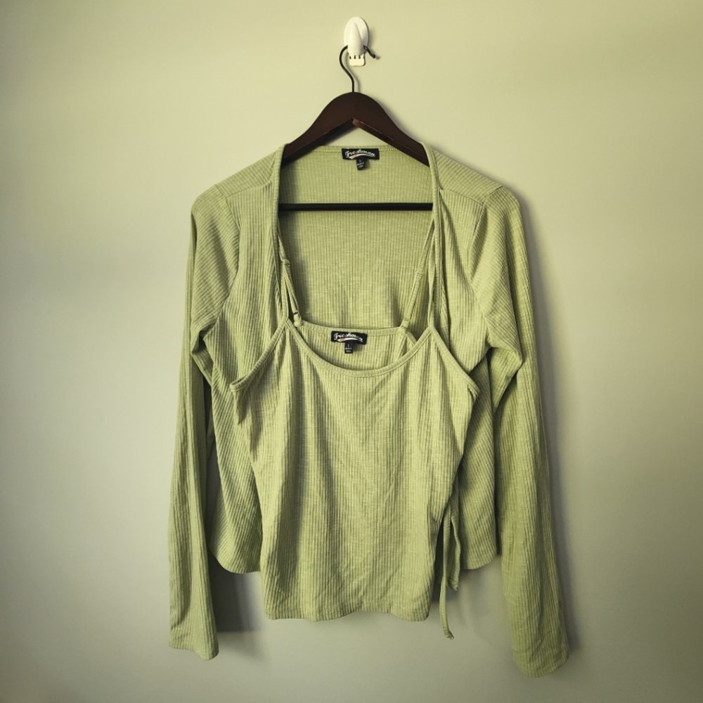 2 piece sweater and tank size L